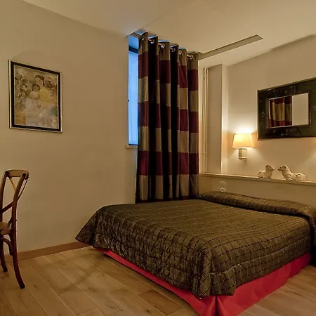 Hotel Vlh Montparnasse Eiffel Parigi