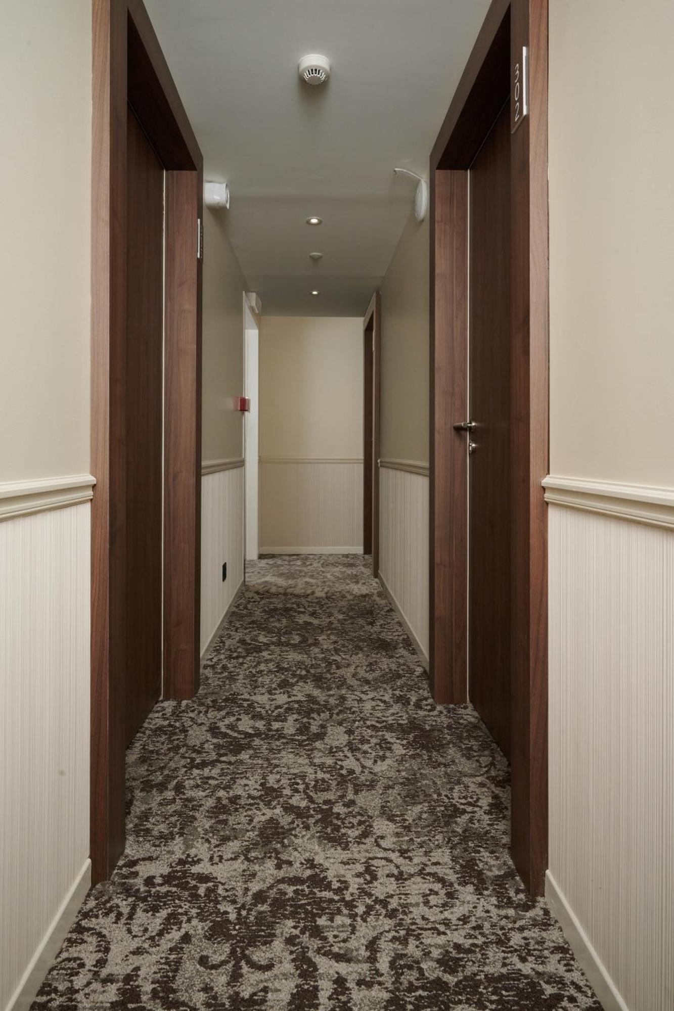 Vlh Montparnasse Eiffel Hotel