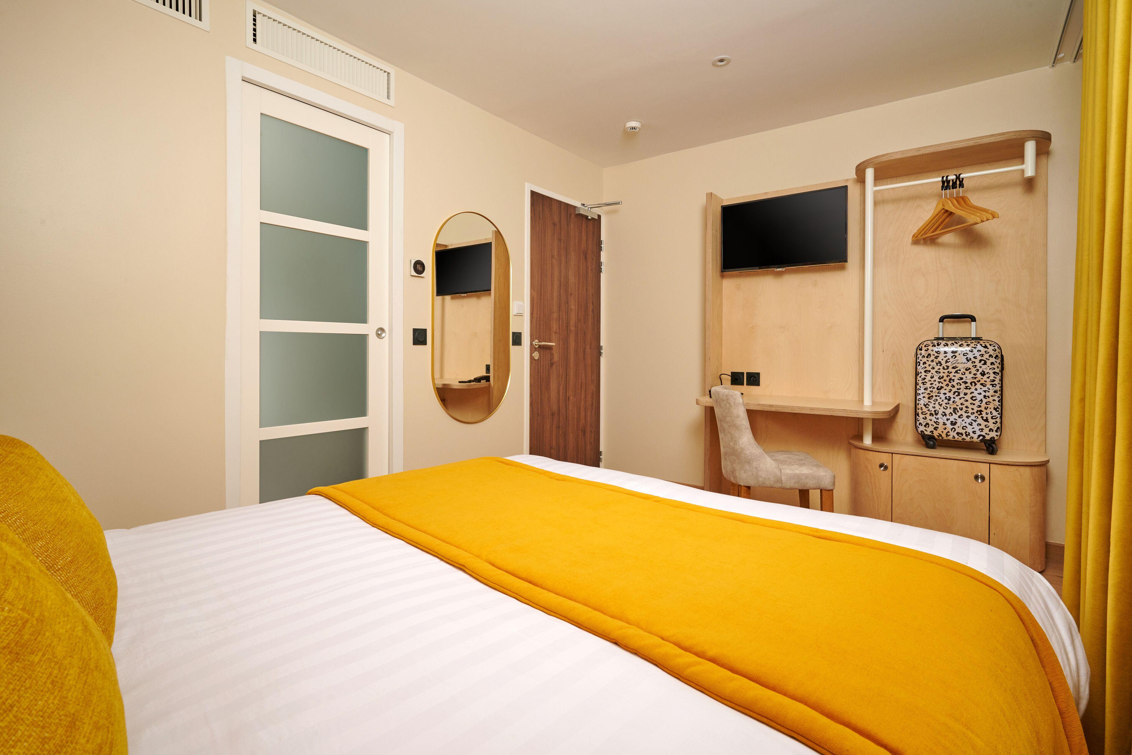 Hotel Vlh Montparnasse Eiffel 3*