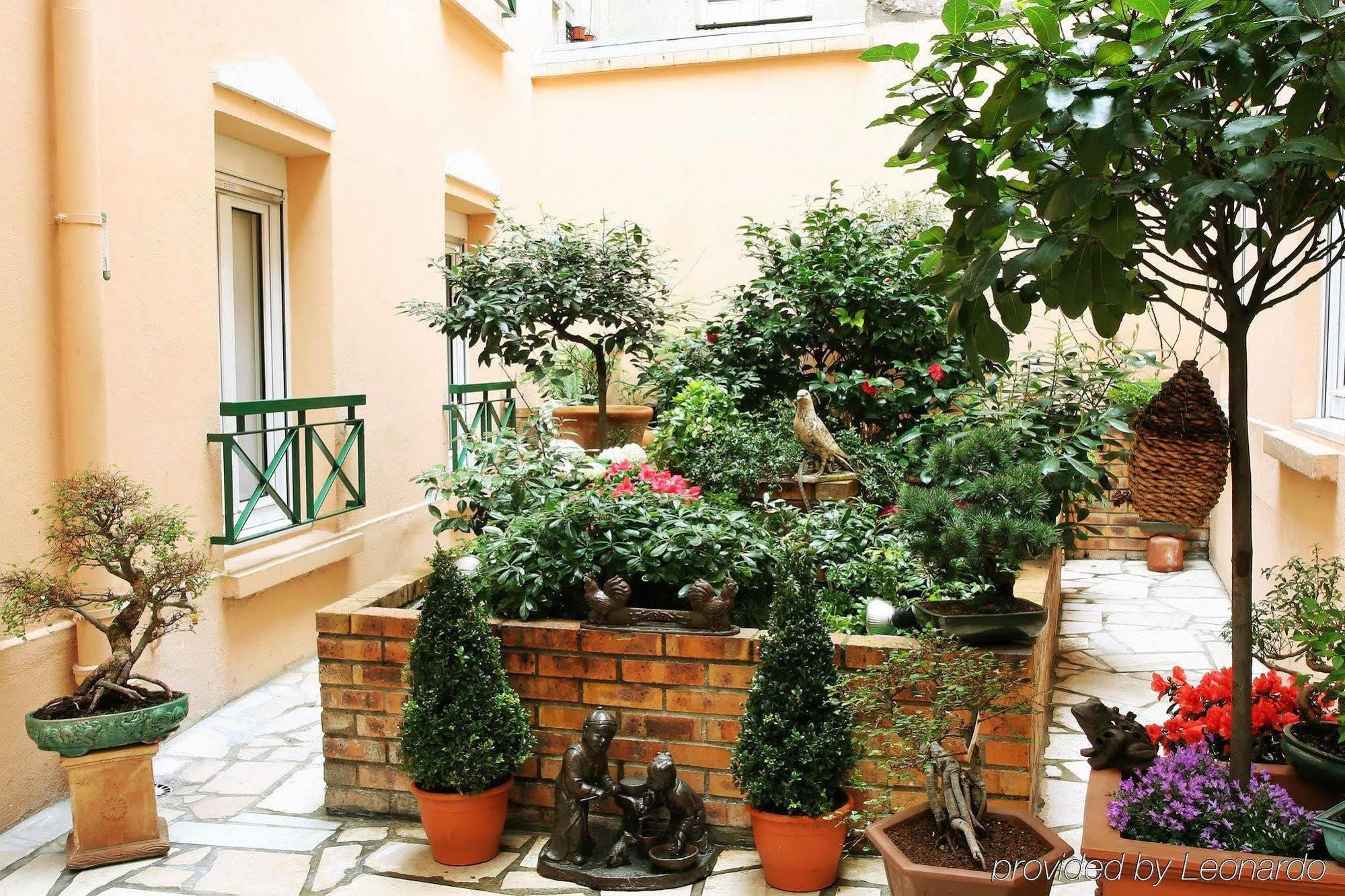 Vlh Montparnasse Eiffel Hotel Paris