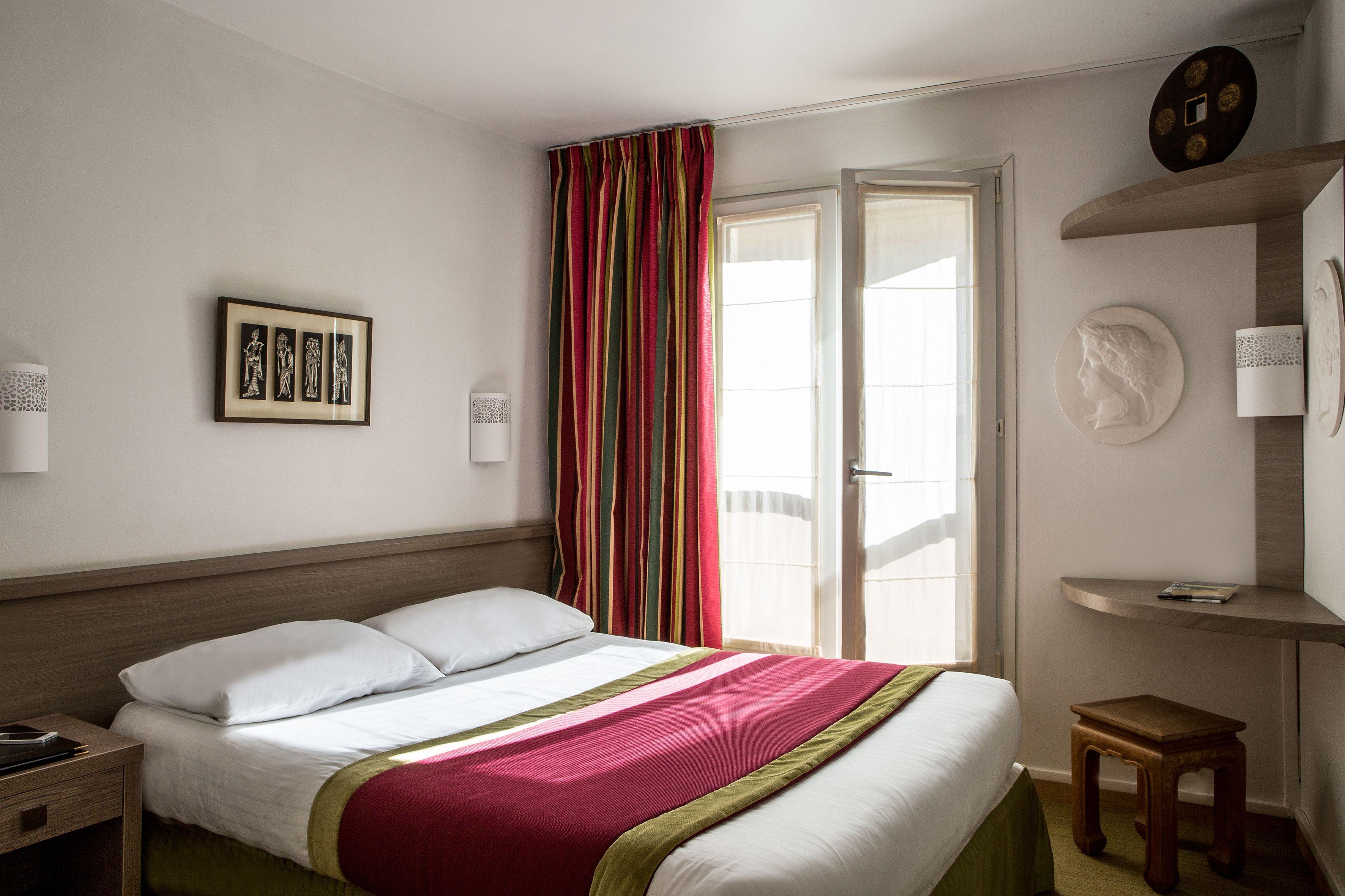 Vlh Montparnasse Eiffel Parigi